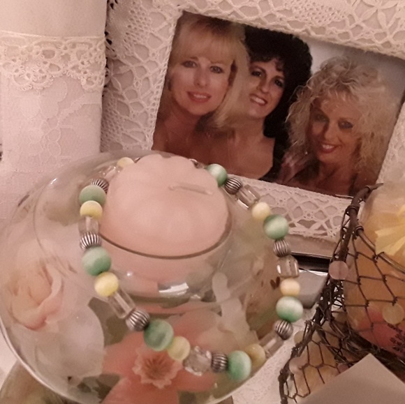 925 VTG. STERLING CAT EYE CORRUGATED BEAD BRACELET - Picture 2 of 8